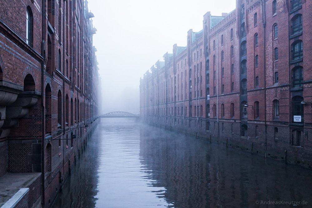 Speicherstadt im Nebel