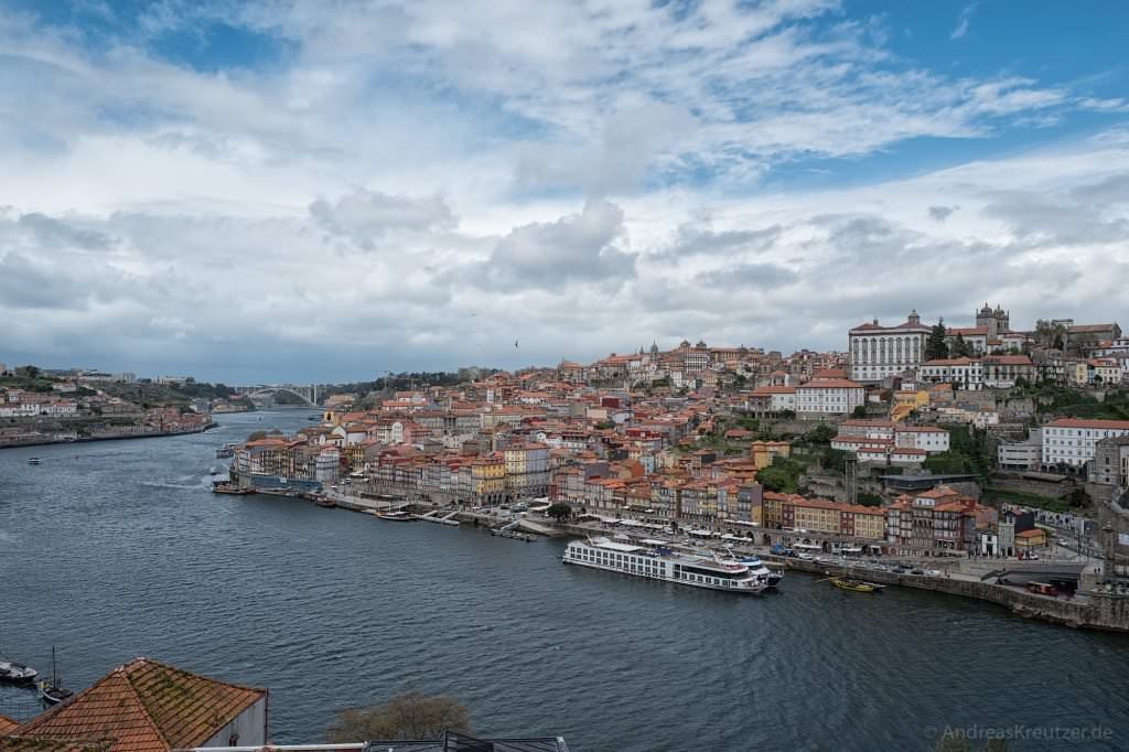 Blick auf die Altstadt von Porto