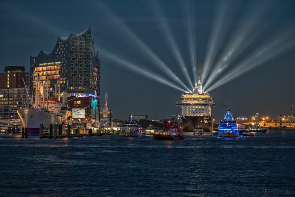 Taufe der Mein Schiff 6 in Hamburg