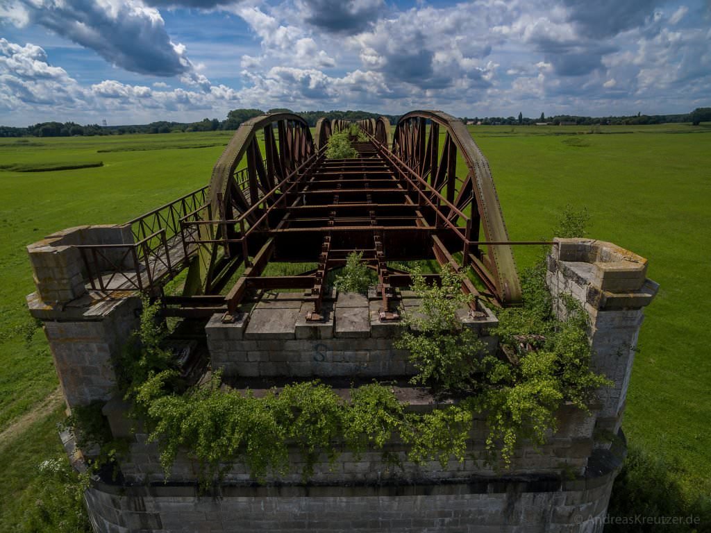 Alte Eisenbahnbrücke in Dömitz an der Elbe