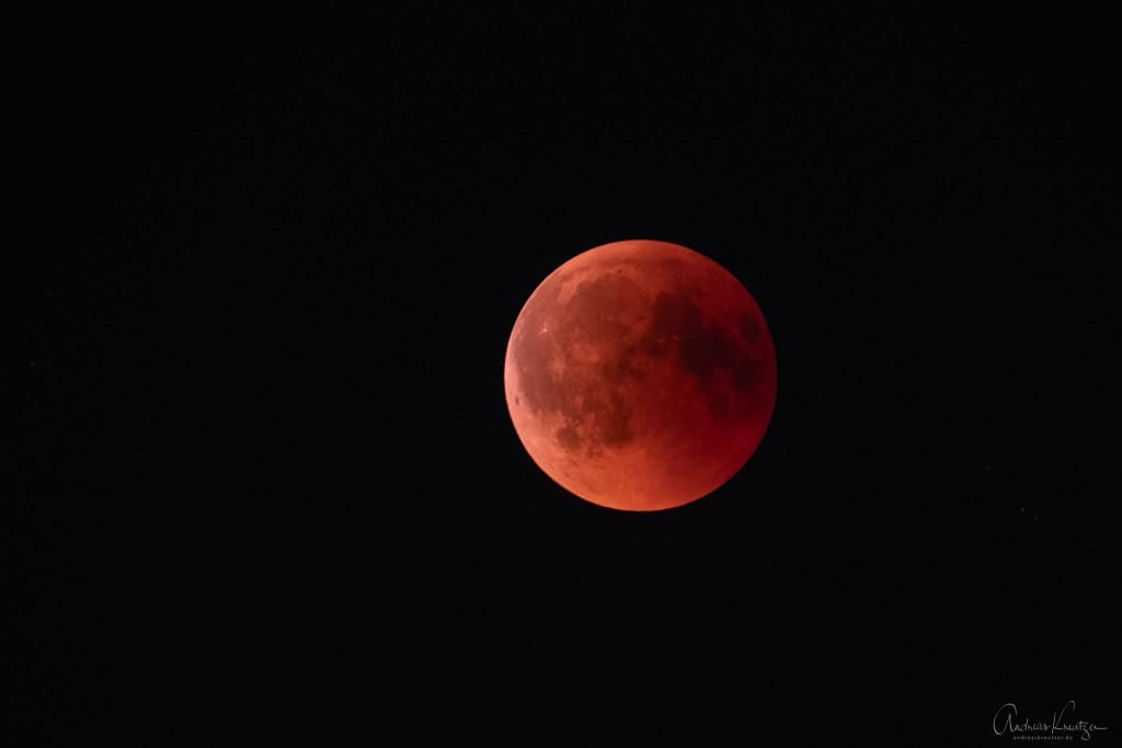 Blutmond zur Mondfinsternis 2018