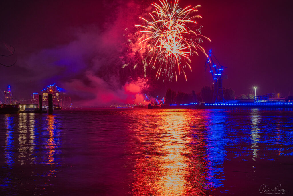 Feuerwerk bei den Cruise Days